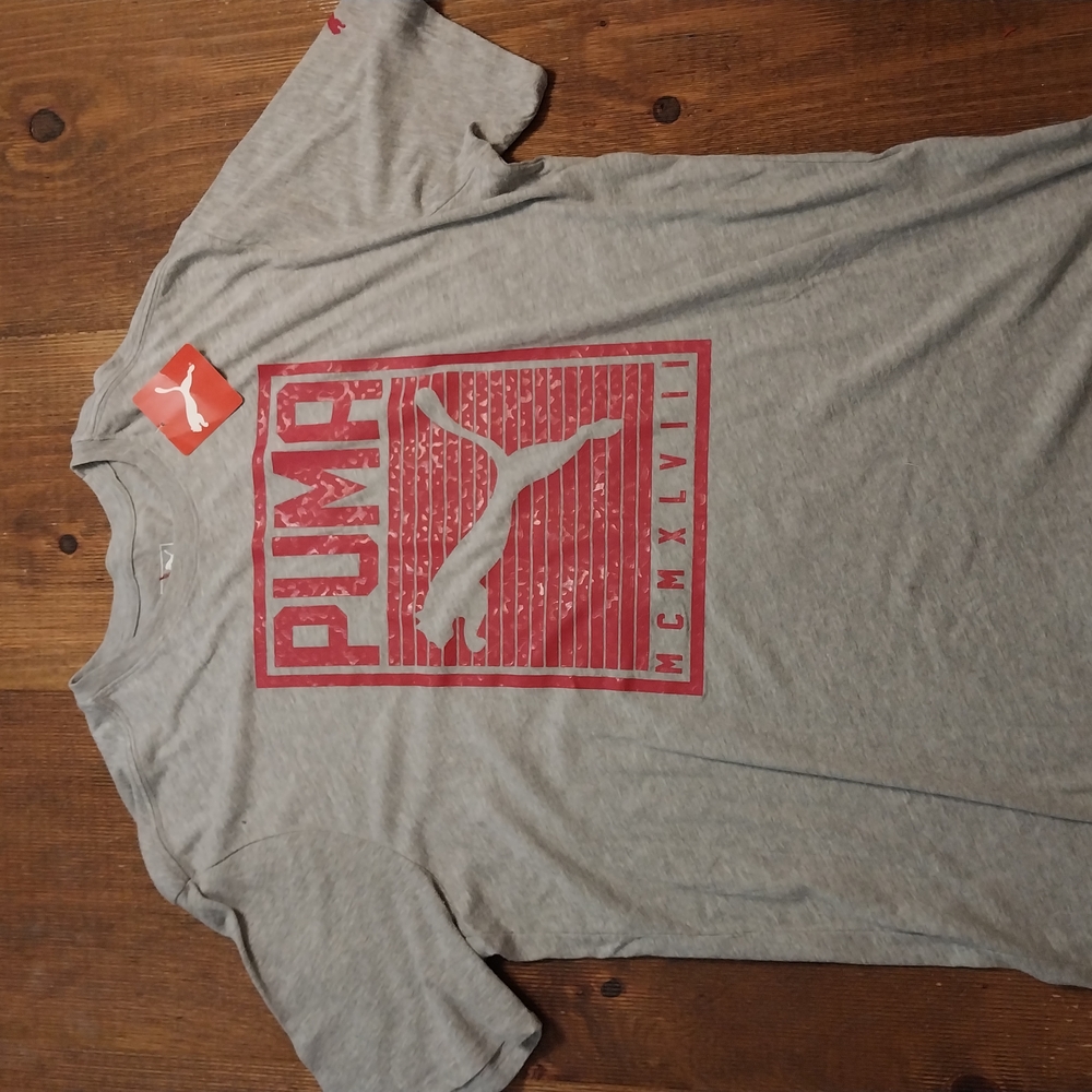 PUMA Men's Gray T-Shirt with Red Logo